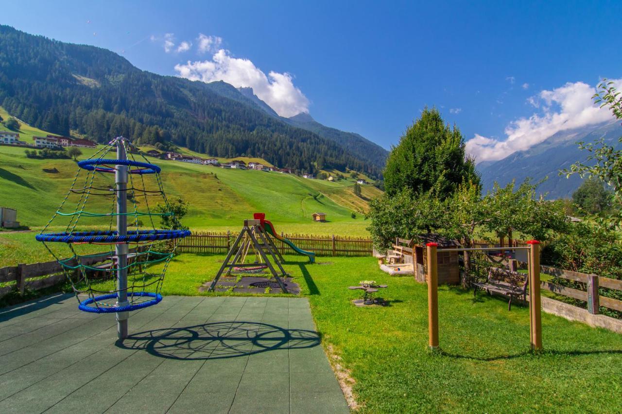 Ausserwieserhof Neustift im Stubaital Bagian luar foto